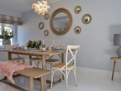 DiningRoom
