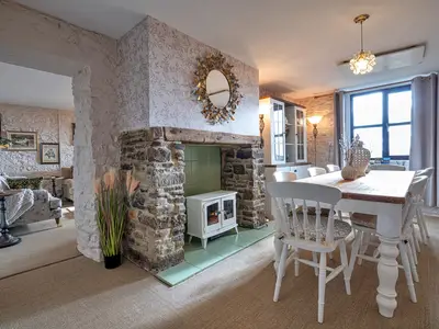 DiningRoom