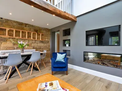 DiningRoom