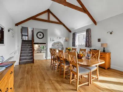 DiningRoom