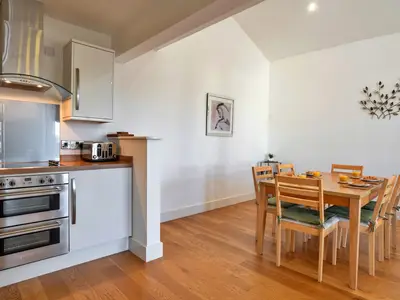 DiningRoom