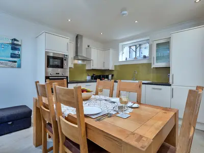 DiningRoom
