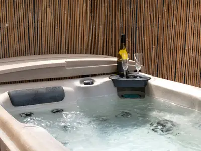 PoolOfHouse
