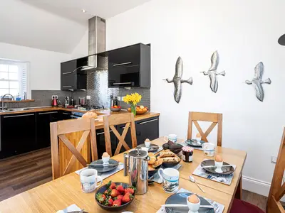 DiningRoom