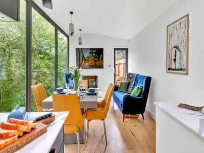 DiningRoom