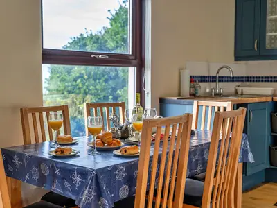 DiningRoom