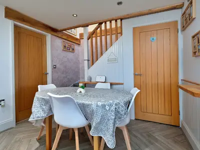 DiningRoom
