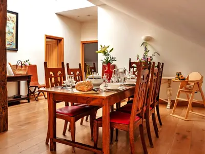 DiningRoom