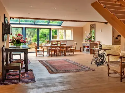 DiningRoom