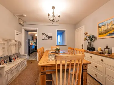 DiningRoom