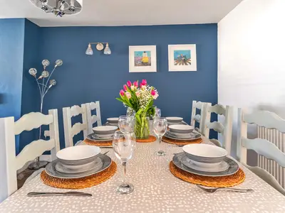 DiningRoom