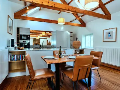 DiningRoom