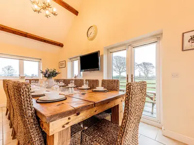 DiningRoom