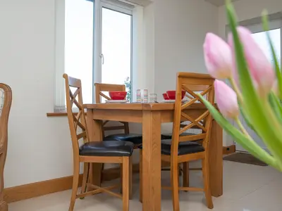 DiningRoom