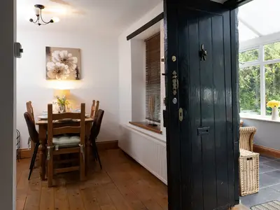 DiningRoom