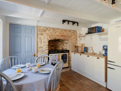 DiningRoom