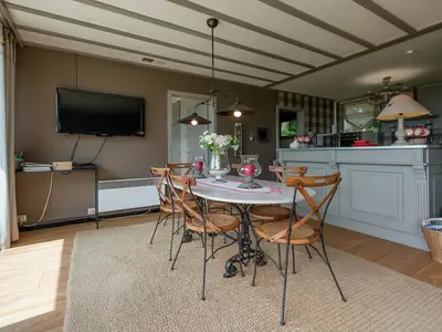 DiningRoom DiningRoom