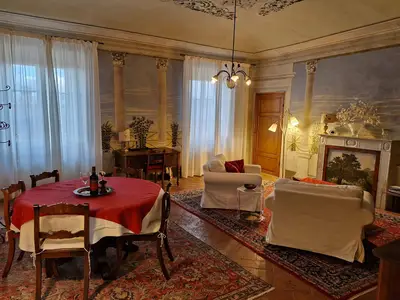DiningRoom