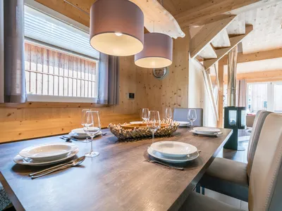 DiningRoom