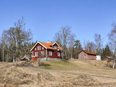 house house