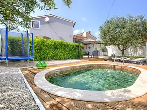 Ferienhaus für 6 Personen (160 m²) in Pula (Istarska)