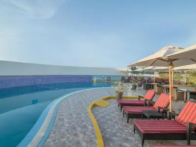 PoolOfHouse