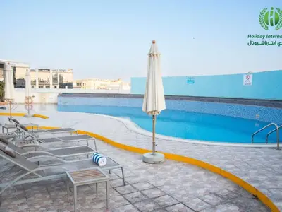 PoolOfHouse
