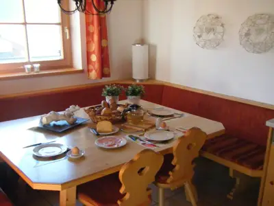DiningRoom