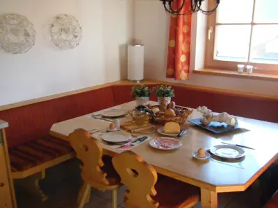 DiningRoom