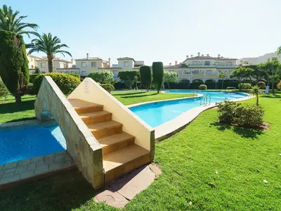 PoolOfHouse