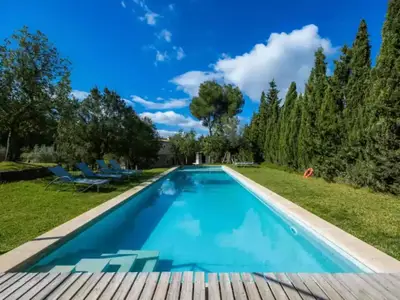 PoolOfHouse