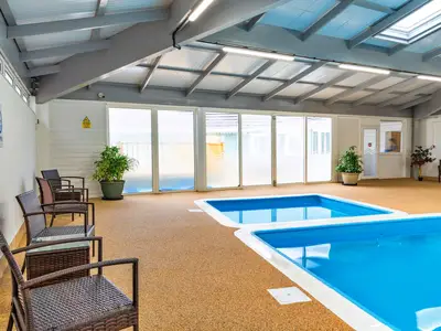 PoolOfHouse