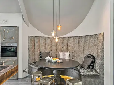 DiningRoom