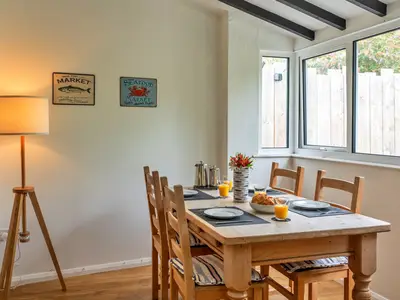 DiningRoom