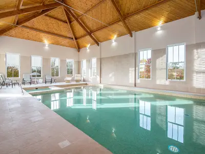 PoolOfHouse