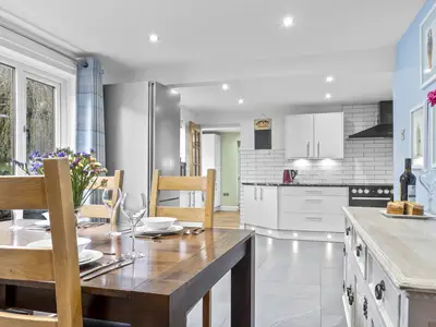 DiningRoom