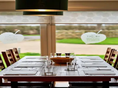 DiningRoom