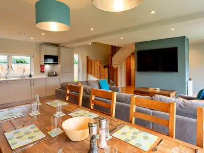 DiningRoom