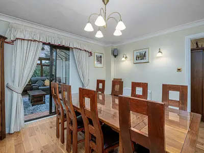 DiningRoom