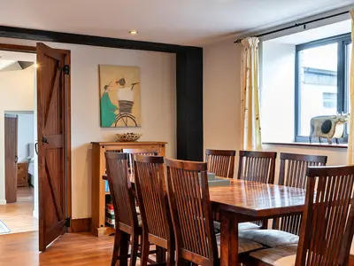 DiningRoom
