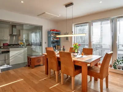 DiningRoom