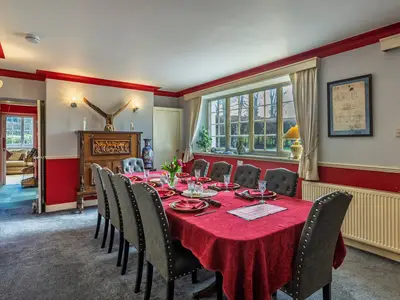 DiningRoom