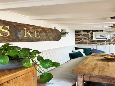 DiningRoom