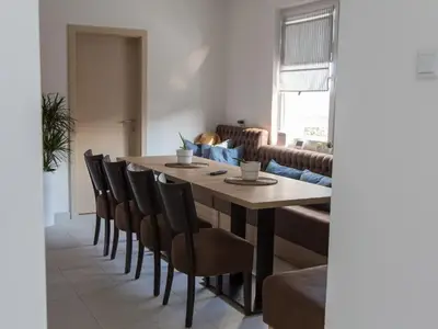 DiningRoom