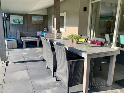 DiningRoom