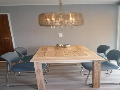 DiningRoom