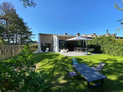 ExteriorSummer
