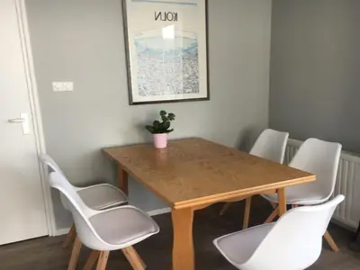 DiningRoom
