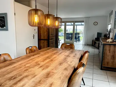 DiningRoom