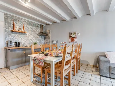 DiningRoom